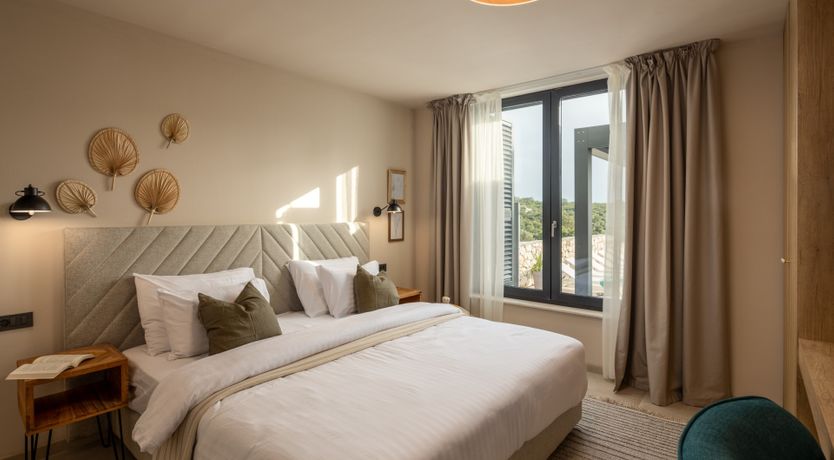 Photo of Cliff & Jewel