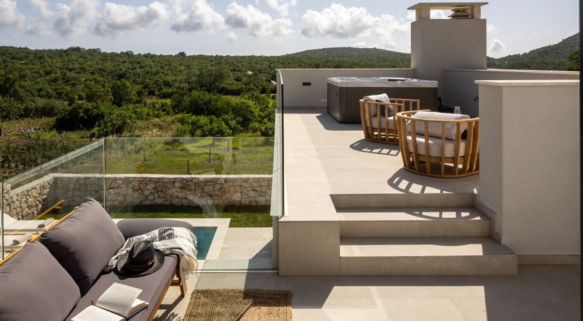 Photo of Cliff & Jewel