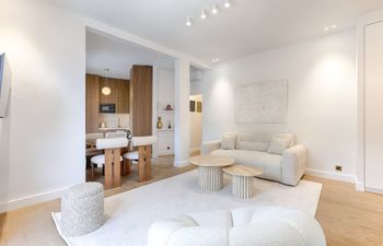 Stylish Oasis Holiday Home