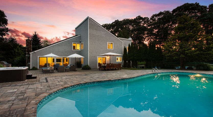 Photo of Racquet & Relax