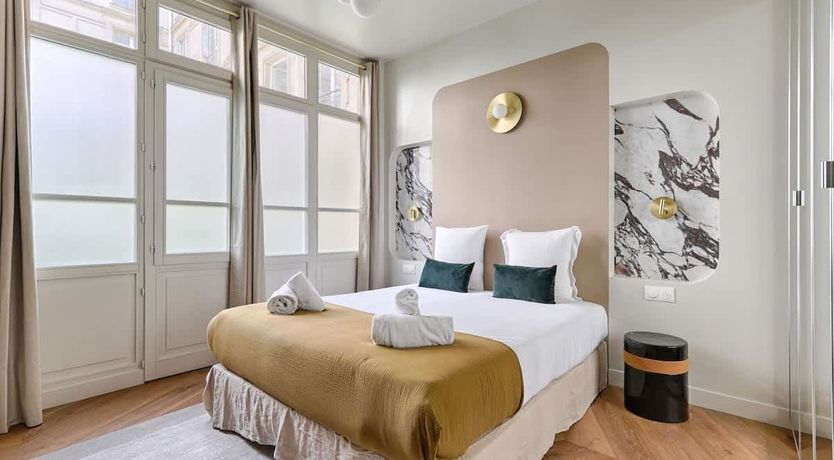 Photo of Romantic Pearl