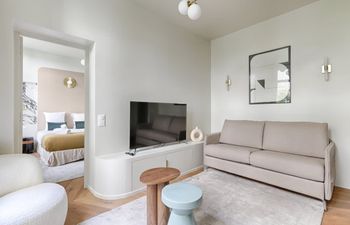 Romantic Pearl Holiday Home