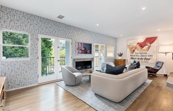 Sunset Cinema Holiday Home
