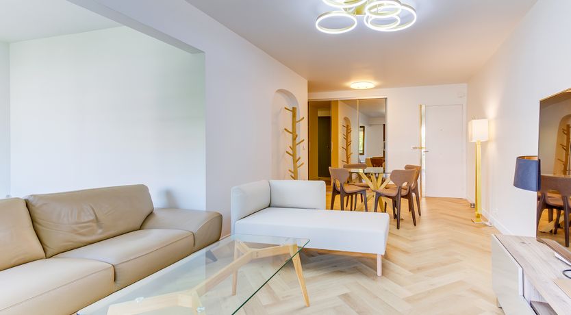 Photo of The Azure Jewel