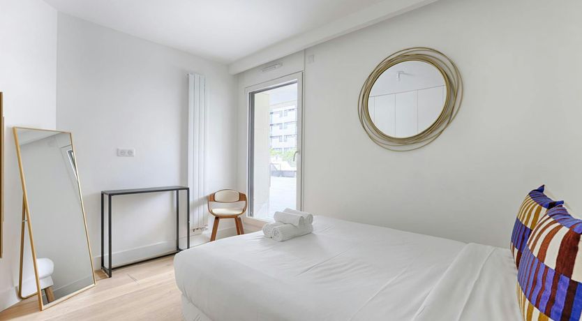 Photo of A Parisian Jewel