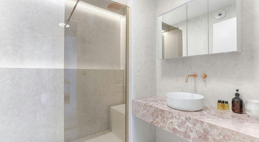 Photo of A Parisian Jewel