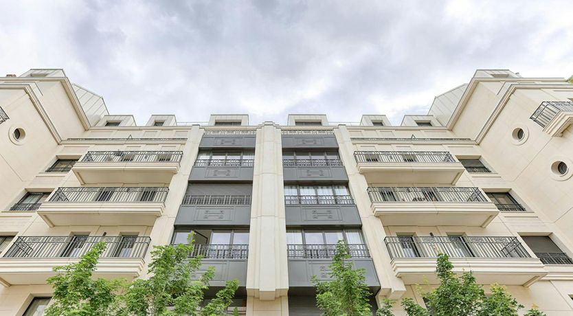 Photo of A Parisian Jewel