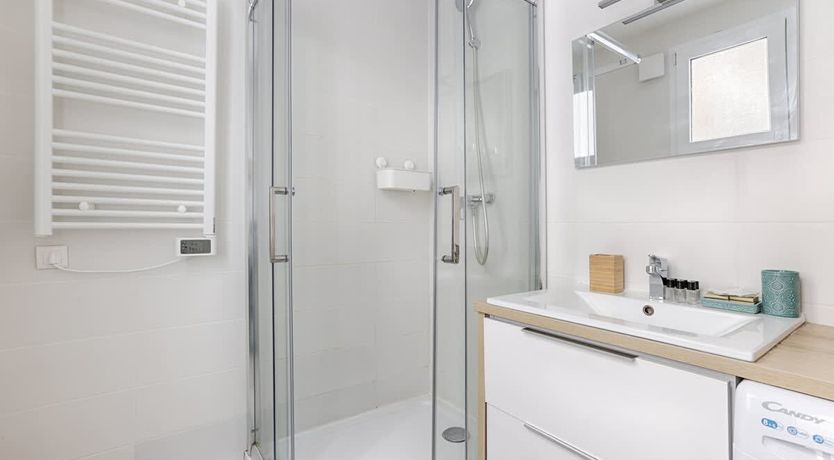 Photo of Saint Martin Avenue