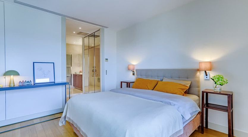 Photo of Golden Window