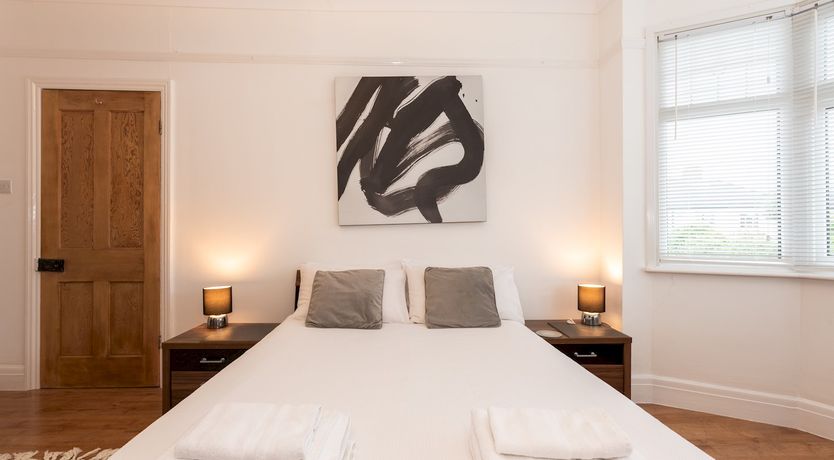 Photo of Greenwich Sky