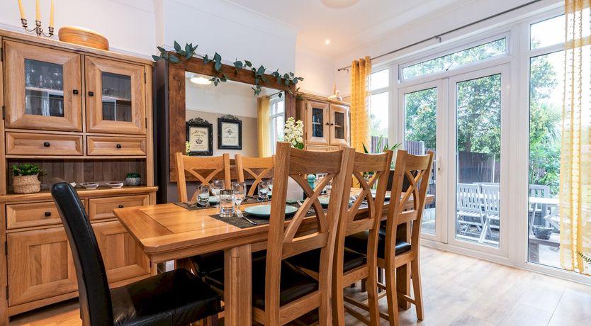 Photo of Greenwich Sky