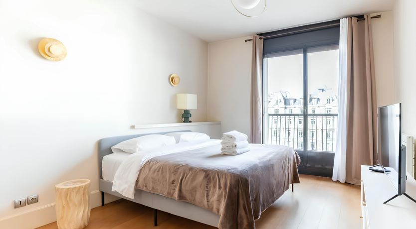 Photo of Fine Avenue