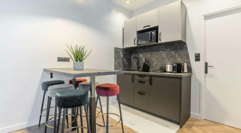 Photo of Elegant Boulevard