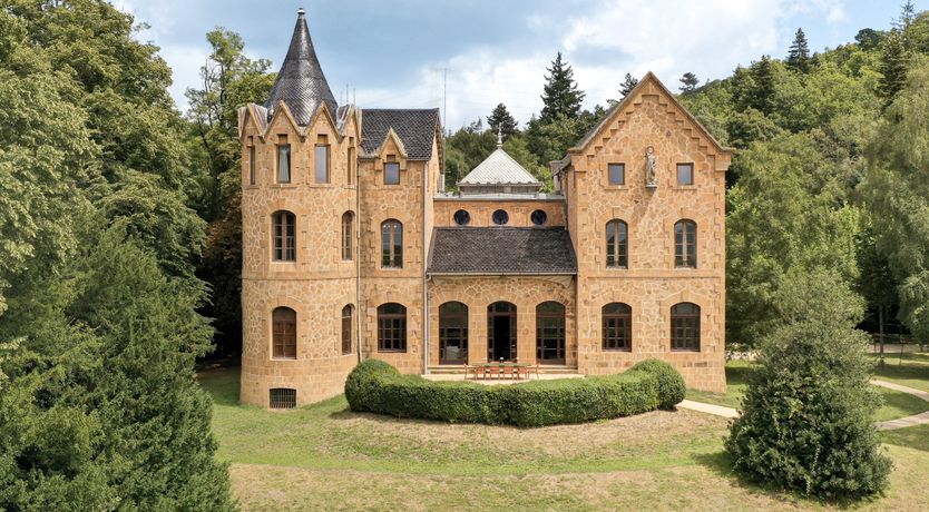 Photo of Castle and Chapel