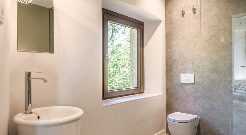 Photo of Castle and Chapel