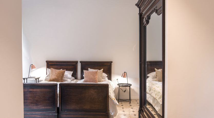 Photo of Castle and Chapel