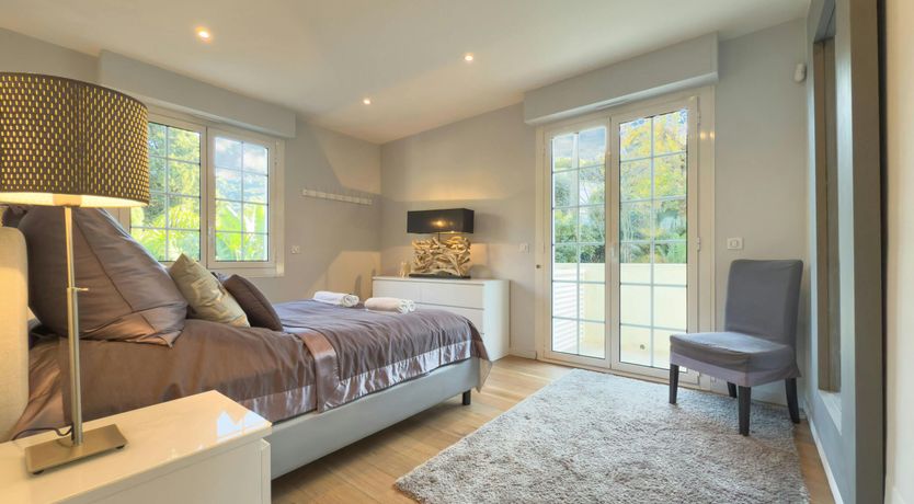 Photo of Starry Cannes