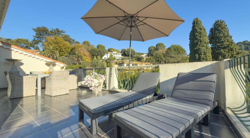 Photo of Starry Cannes