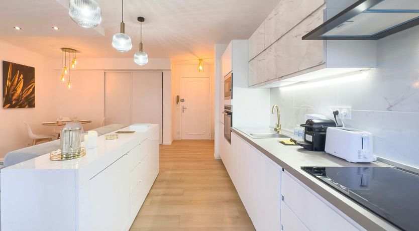 Photo of Croisette Chic