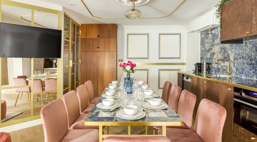 Photo of Louvre Royal