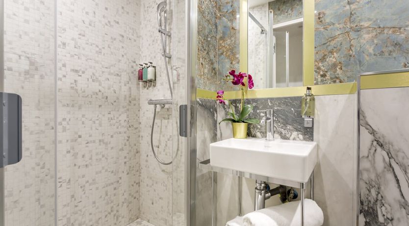 Photo of Louvre Royal