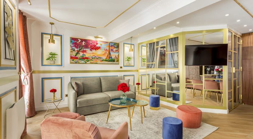 Photo of Louvre Royal