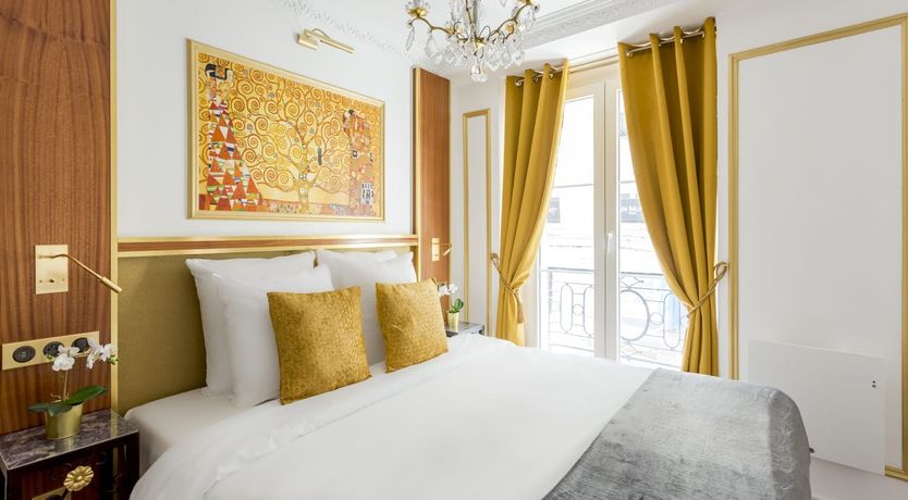 Photo of Louvre Royal