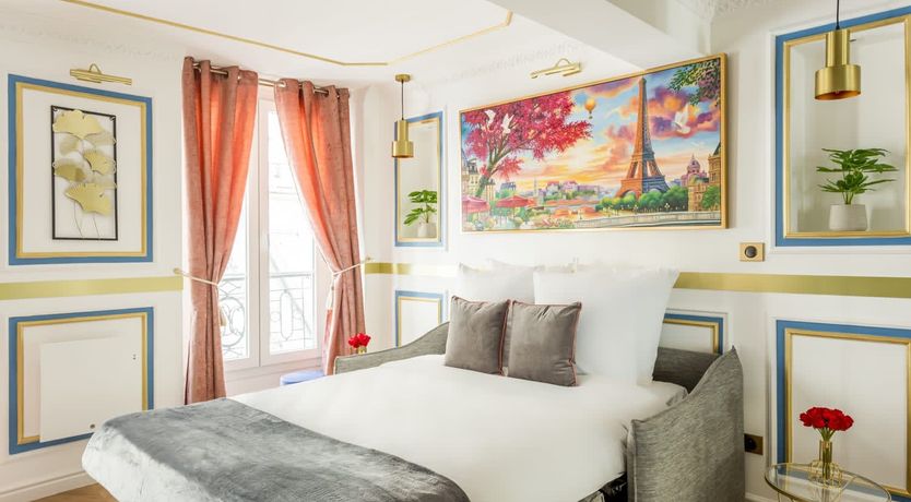 Photo of Louvre Royal