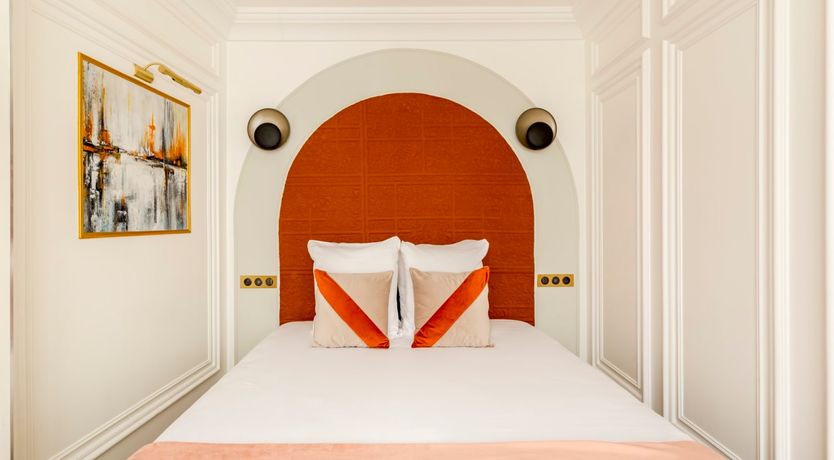 Photo of Renoir's Vault