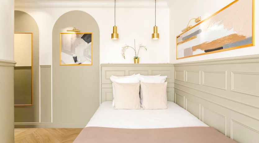 Photo of Renoir's Vault