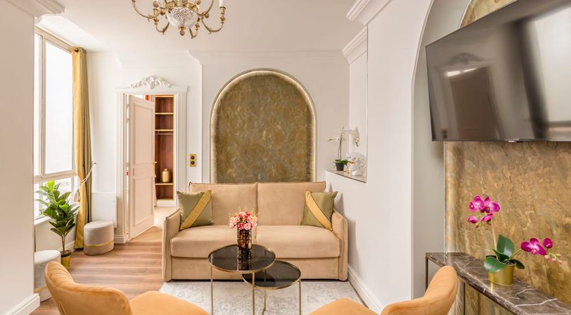 Photo of Renoir's Vault