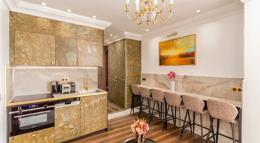 Photo of Renoir's Vault