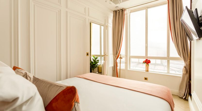 Photo of Renoir's Vault