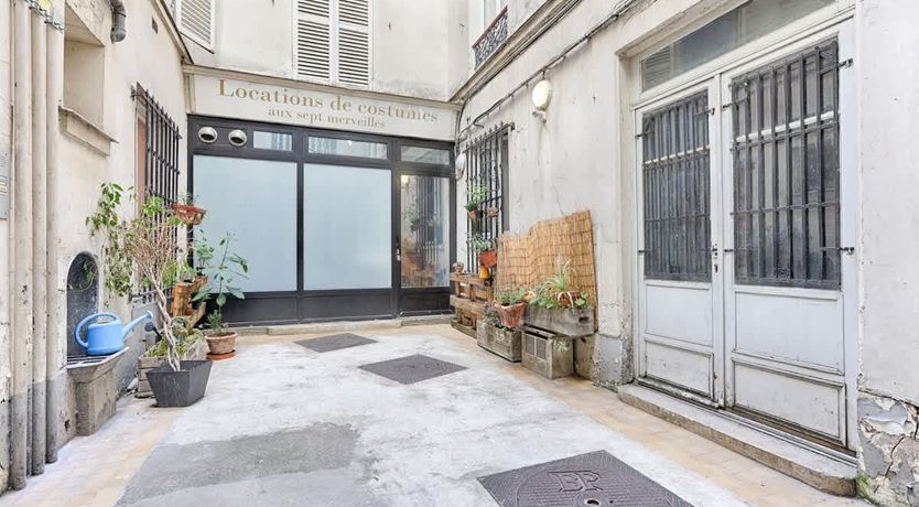 Photo of Noble Avenue