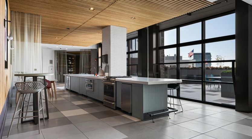 Photo of Chicago Chateau