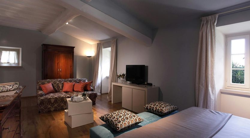 Photo of Umbrian Indulgence