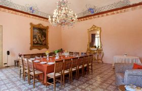 Photo of umbrian-indulgence