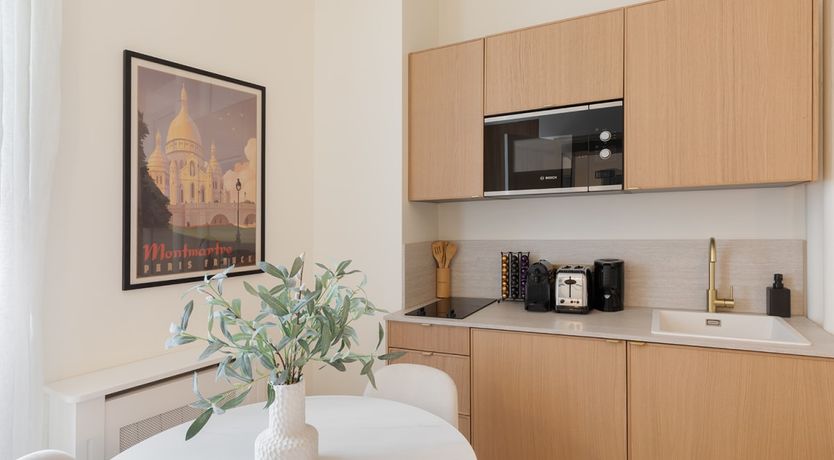 Photo of Parisian Bohemian