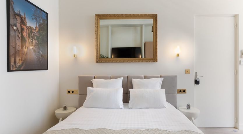 Photo of Parisian Bohemian