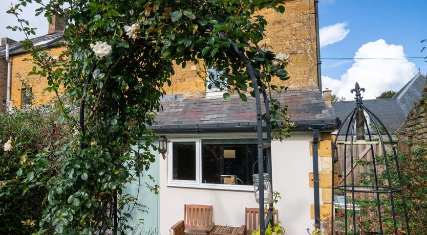 Photo of Golden Valley Manor