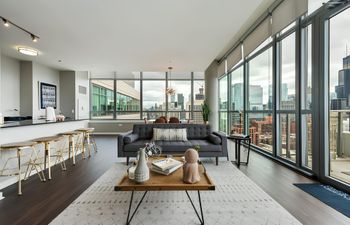 The Skyline's Vision Holiday Home