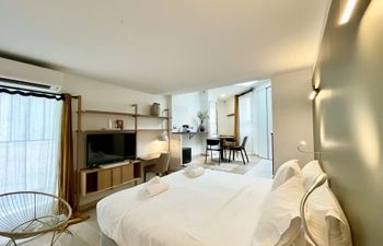 Wonderful Avenue Holiday Home