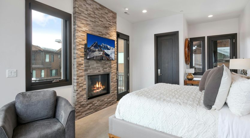 Photo of Snowscape Serenity