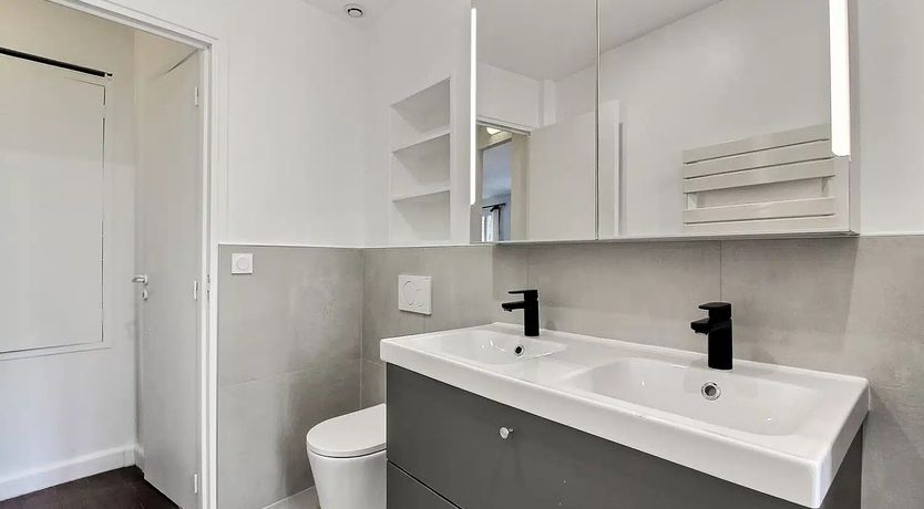 Photo of The Left Bank