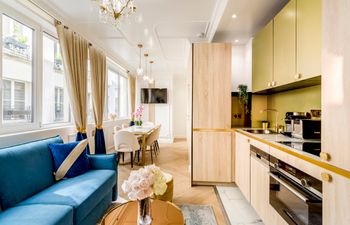 Paris, My Love Holiday Home