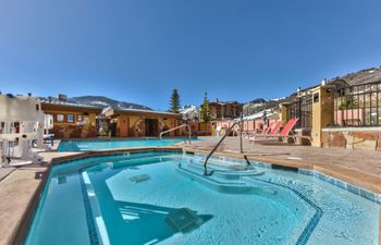 Alpine Atrium Holiday Home