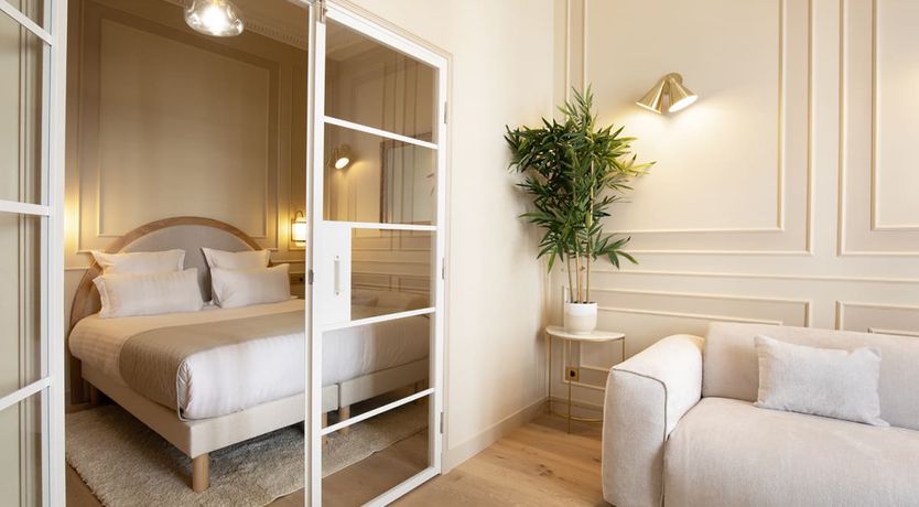 Photo of Parisian Vista