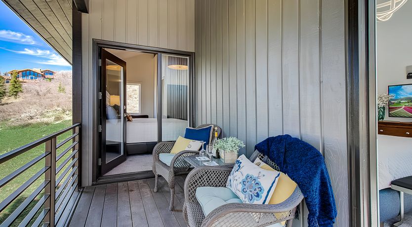 Photo of High Summit Hideaway