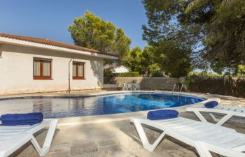 Balaguer Holiday Home