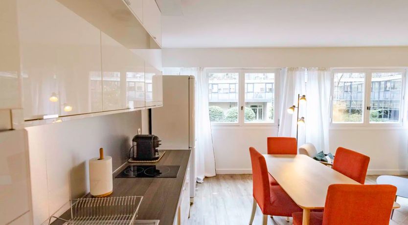 Photo of Elegant District